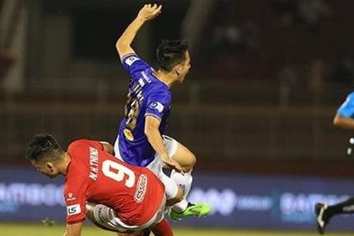 Phải loại trừ bạo lực sân cỏ
