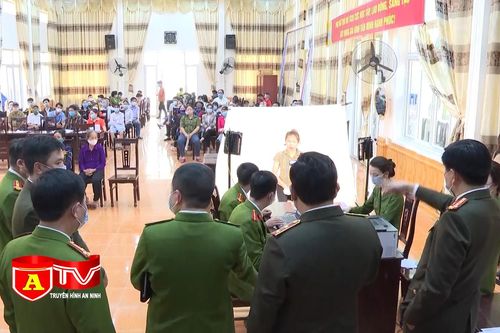 CATP Hà Nội làm thủ tục cấp hơn 1 triệu căn cước công dân gắn chip