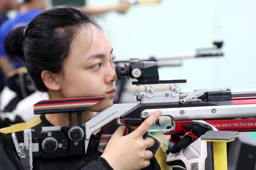 Nhiều tay súng trẻ tranh tài giải vô địch các CLB toàn quốc 2021