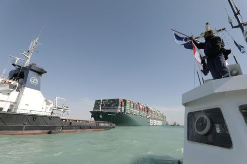 Kênh đào Suez được thông trở lại