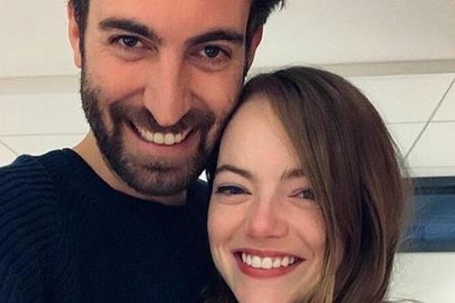 Emma Stone sinh con gái đầu lòng