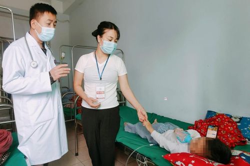 Dị tật vùng kín khiến bé trai không thể tiểu tiện bình thường