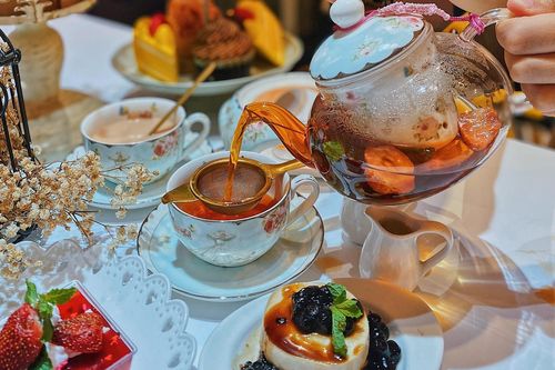 4 nơi thưởng trà bánh hút giới trẻ tại TP.HCM