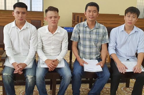 Hoãn xét xử vụ chém nhầm để triệu tập điều tra viên