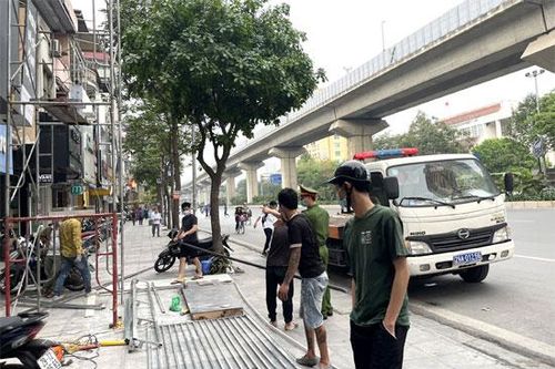 Công an quận Hà Đông ra quân lập lại trật tự đô thị, giao thông bảo đảm an toàn cho bầu cử