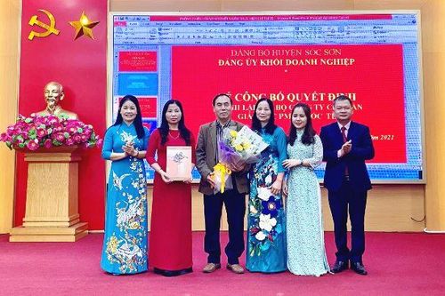 Huyện Sóc Sơn công bố 3 quyết định về công tác cán bộ