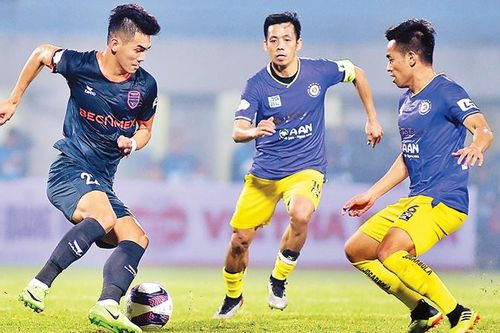'Cộng đồng an toàn, bóng đá trở lại'