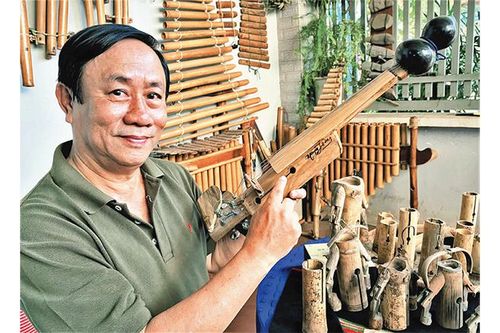 Nghệ sĩ tre nứa