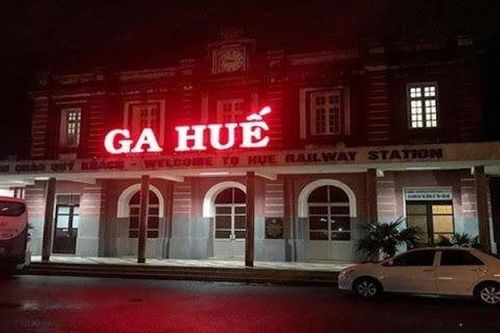 Người phụ nữ cố tình lao vào đoàn tàu đang chạy, tử vong tại chỗ