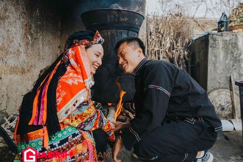Nữ nhân viên văn phòng lên Hà Giang chụp ảnh cưới trang phục Lô Lô đẹp ngất ngây