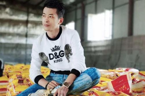 'Vua bán hàng' Trung Quốc thu về 300 triệu USD chỉ với 12 tiếng livestream
