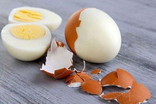 8 nhóm người chớ dại ăn trứng kẻo hối không kịp