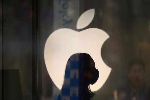 Apple cho nhân viên nghỉ làm có lương để đi tiêm vắc xin COVID-19