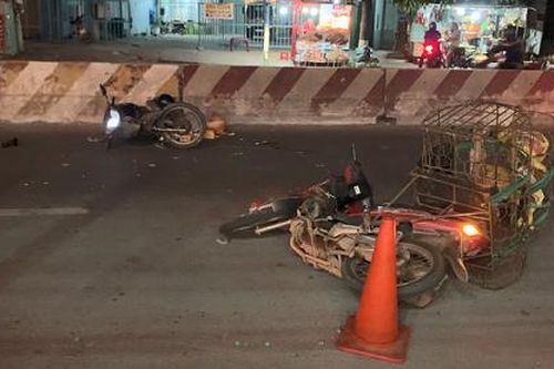 Bình Dương: Hai xe máy va chạm, hai người trọng thương