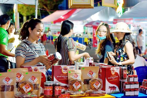 Phố núi Pleiku 'đốn tim' du khách