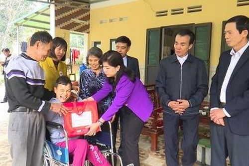 Kỳ 2: Chung tay xoa dịu nỗi đau