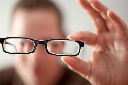 Mắc căn bệnh gây mù lòa chỉ sau đục thủy tinh thể vì bỏ qua dấu hiệu với mắt nhìn mờ