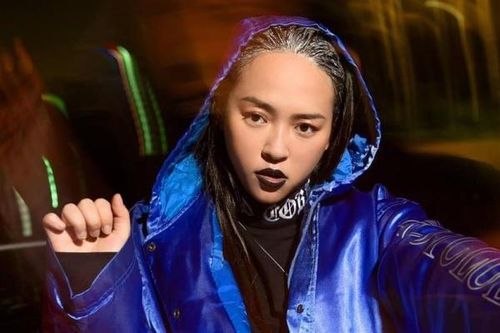 Những nữ rapper đang tạo sóng ngầm