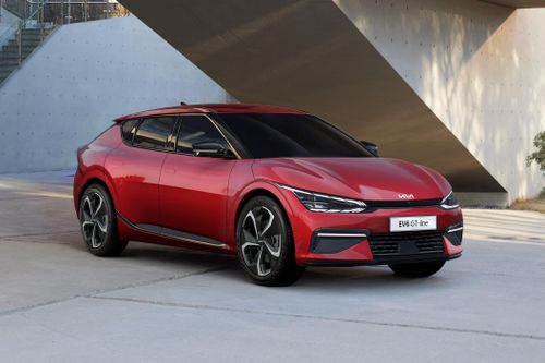 Crossover chạy điện Kia EV6 ra mắt, sạc 4,5 phút di chuyển 100 km