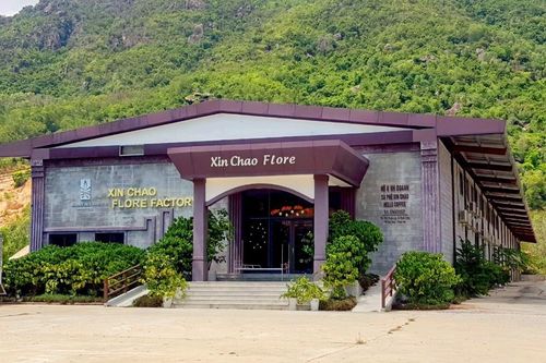 Cưỡng chế 6 công trình sai phép ở Nha Trang trước 15/4