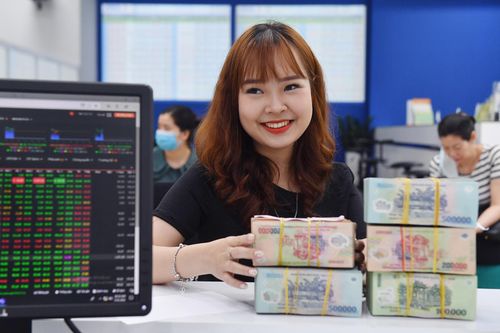 Cổ phiếu ngân hàng tăng giá 40% sau 5 ngày lên sàn