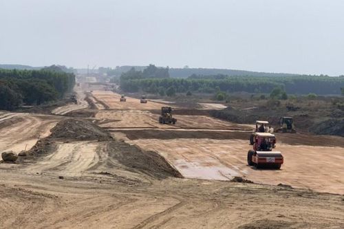 Gỡ vướng vật liệu cao tốc Bắc - Nam đoạn Phan Thiết - Dầu Giây