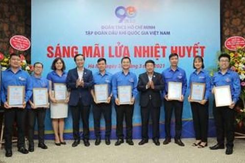 Đoàn Thanh niên PV GAS được tuyên dương và khen thưởng