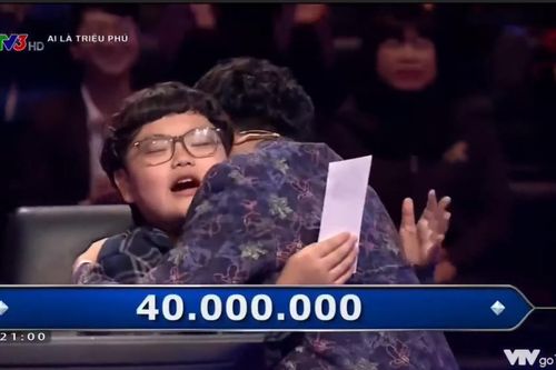 Xuân Bắc gây tiếc nuối khi vuột mất tấm séc 60 triệu đồng ở 'Ai là triệu phú'