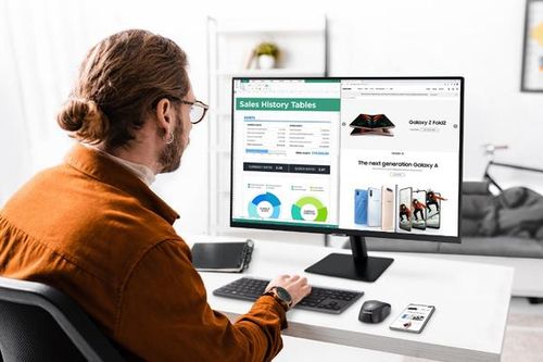 Làm việc, giải trí 'all-in-one' tại gia với màn hình Samsung M7 | M5