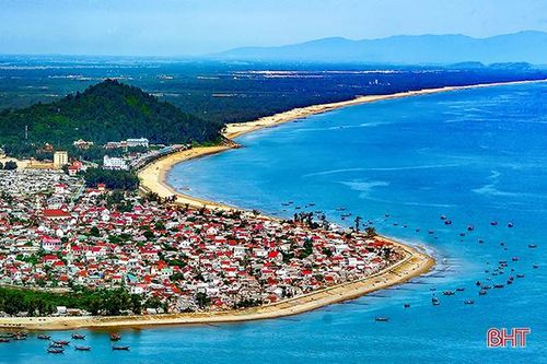 Cẩm Xuyên 'thay áo mới' nhờ các quyết định quan trọng của cơ quan dân cử