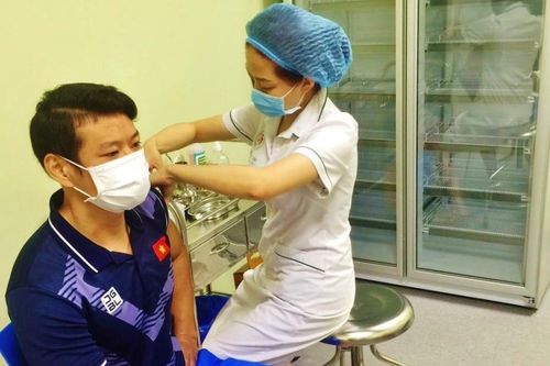 Tiếp tục tiêm vaccine COVID-19 cho những ứng cử viên hàng đầu giành vé Olympic Tokyo