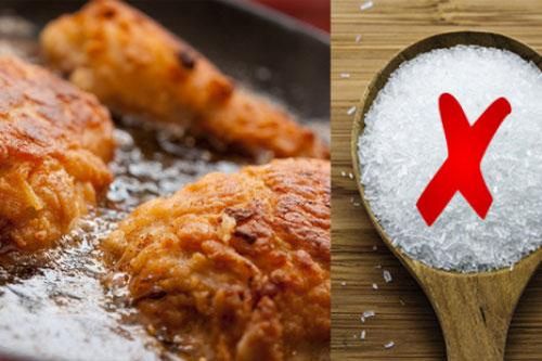 Không phải đường, muối đây mới là loại gia vị cực kỳ gây hại nhưng nhiều người vẫn dùng mỗi ngày
