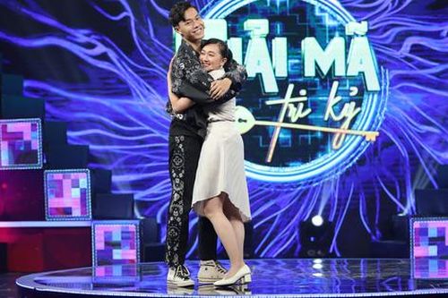 Phương Lan 'Gái già lắm chiêu' và mối tình với anh quản lý