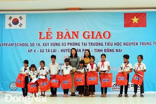 Đưa vào sử dụng dãy phòng học mới trị giá 2 tỷ đồng tại xã Tà Lài
