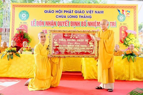 Bổ nhiệm trụ trì, đặt đá trùng tu chùa Long Thắng