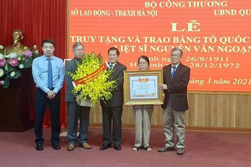 Truy tặng và trao Bằng Tổ quốc ghi công cho liệt sĩ Nguyễn Văn Ngoạn