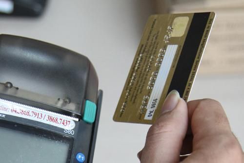 Dừng phát hành mới thẻ từ ATM