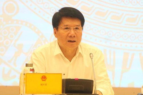 Cân bằng lợi ích khi áp dụng hộ chiếu vắc xin Covid-19