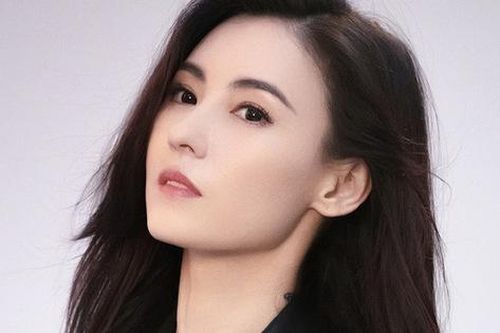 Quá khứ tai tiếng của dàn 'ngọc nữ' Cbiz: Trương Bá Chi chơi bời có tiếng ở các hộp đêm, Lưu Diệc Phi dính nghi án mang thai với cha nuôi tỷ phú