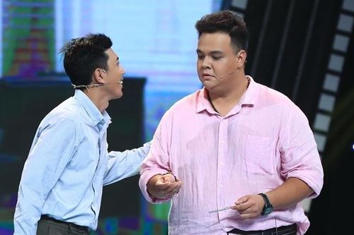 Nguyên Vũ chê tiết mục của con trai Hoàng Sơn