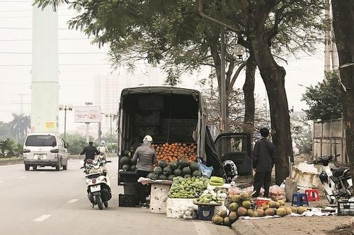 Mất an toàn giao thông trên đường Nguyễn Văn Trác