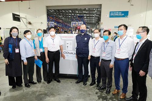 Hơn 811.000 liều vaccine phòng Covid-19 của Covax đã về đến Việt Nam