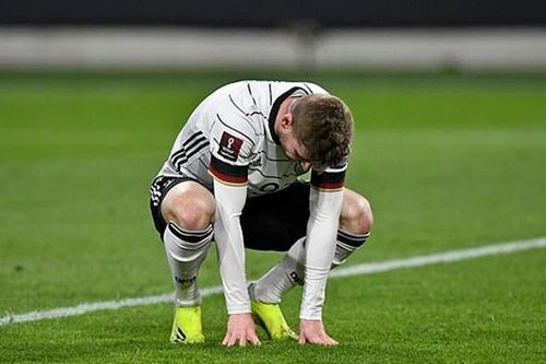 Bỏ lỡ cơ hội khó tin trước Bắc Macedonia, Timo Werner nhận mưa 'gạch đá'
