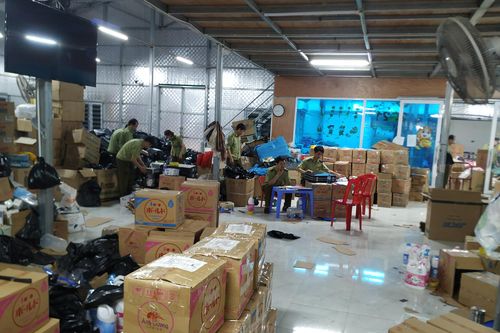 Liên tiếp kiểm tra triệt phá các kho hàng giả tại nhiều địa phương