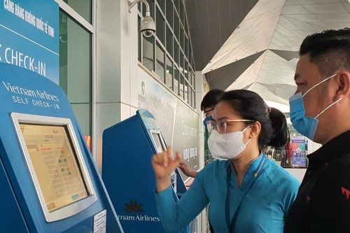 Hành khách có thể tự làm thủ tục tại sân bay Vinh