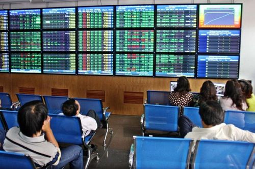 Ngày 1-4, hai cổ phiếu chuyển sàn giao dịch tại HNX