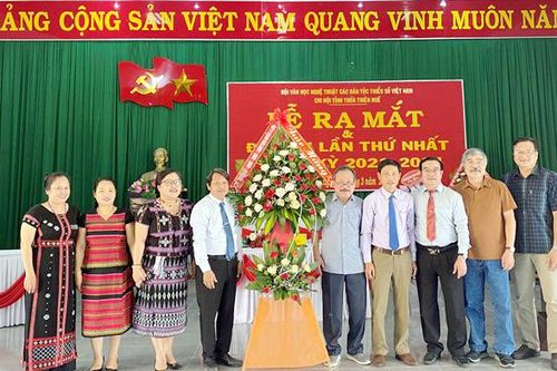 Ra mắt Chi hội Văn học nghệ thuật các dân tộc thiểu số Thừa Thiên- Huế