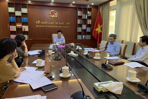 Hướng tới cụ thể hóa hoạt động xây dựng 2 bộ tiêu chí huyện và tỉnh/thành phố học tập