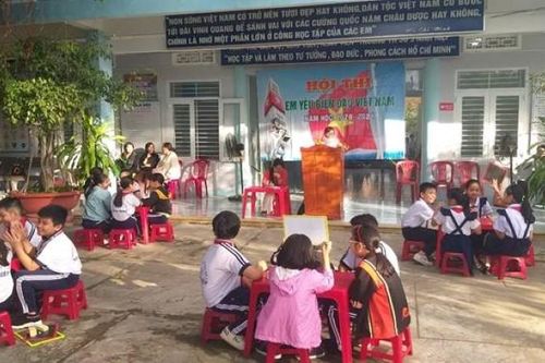 Vụ quên tái bổ nhiệm cán bộ giáo dục ở Ninh Hòa, tâm tư người trong cuộc