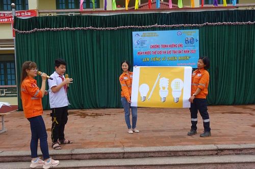 Thái Nguyên: Buổi ngoại khóa thiết thực tìm hiểu Ngày Nước thế giới và Giờ Trái đất